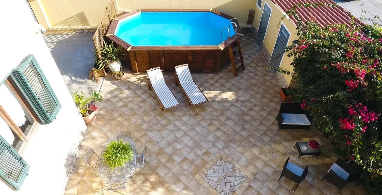 B&B Del Viale Bacu Abis Exteriör bild